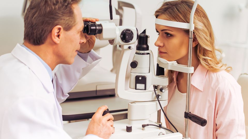 video-|-tumori-oculari,-aimo:-“sulla-ricerca-una-grande-evoluzione-negli-ultimi-dieci-anni”